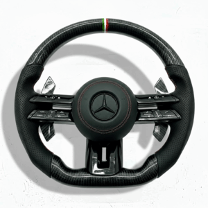 Kierownica sportowa Mercedes AMG z włókna węglowego i skóry – MBUX 2.0 (od 2020)