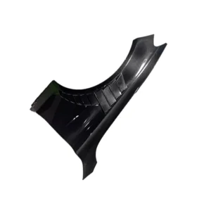 Błotniki z suchego włókna węglowego Mercedes-Benz AMG C63.